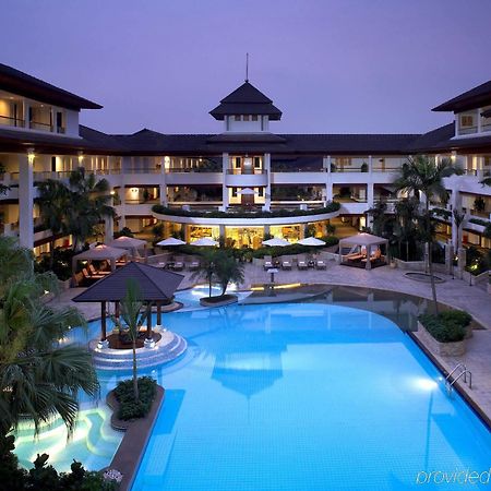 Mission Hills Hotel Resorts Шънджън Екстериор снимка