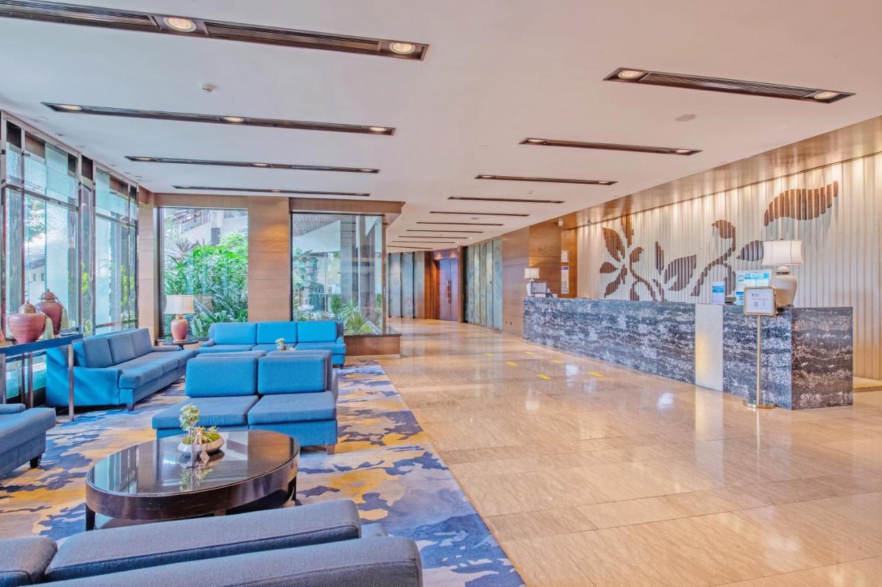 Mission Hills Hotel Resorts Шънджън Екстериор снимка