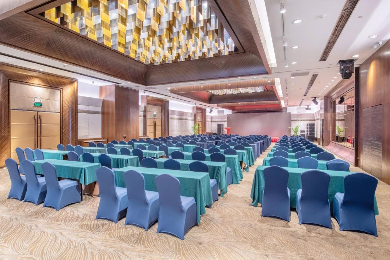 Mission Hills Hotel Resorts Шънджън Екстериор снимка